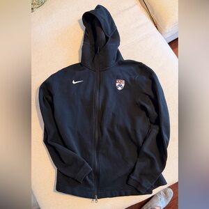 Nike Dri-FIT University of Pennsylvania hoodie